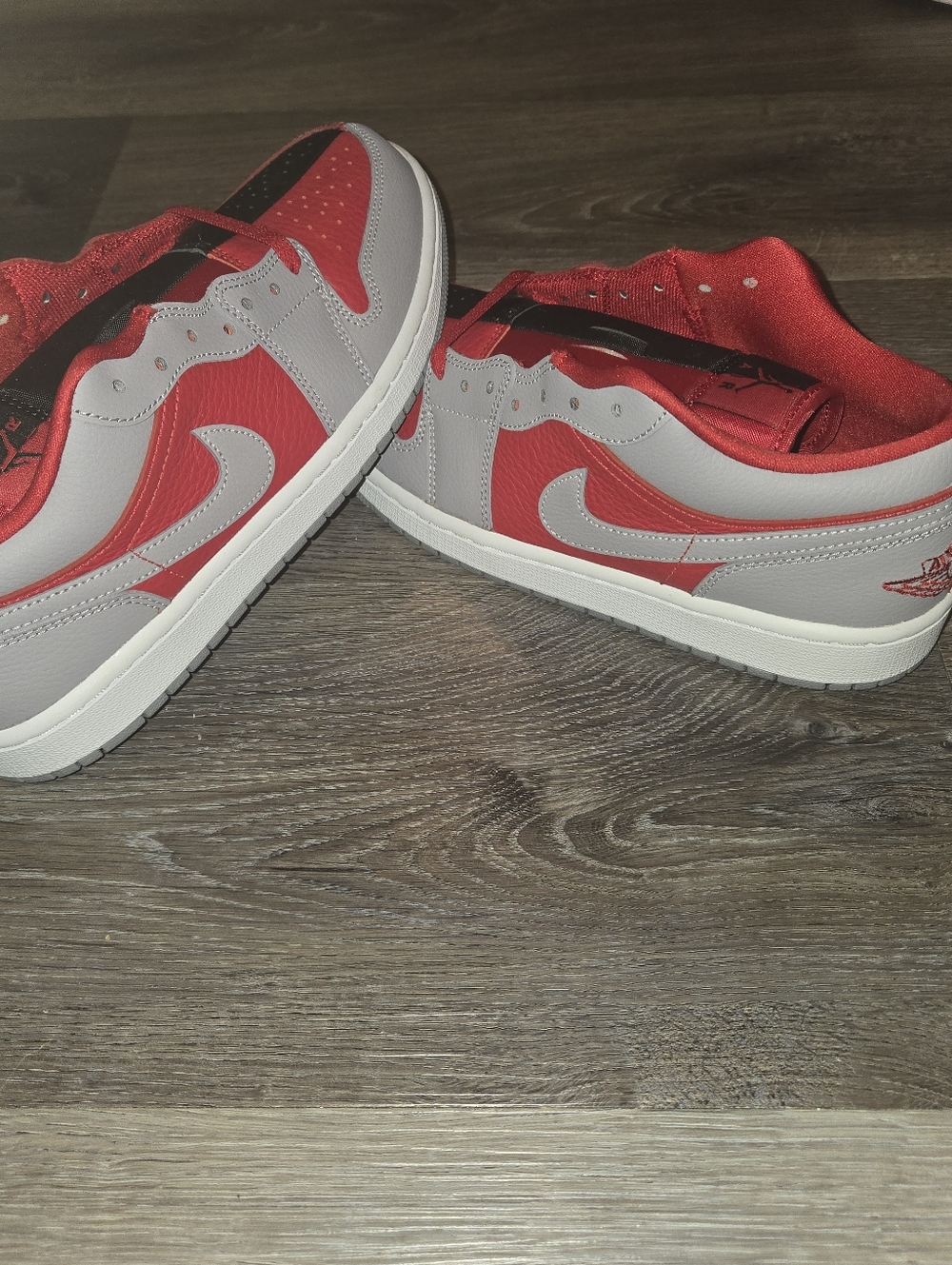 Nike Air Jordan 1 Low SE Gym Red Cement Grey Womens 9.5 DR0502-600 New